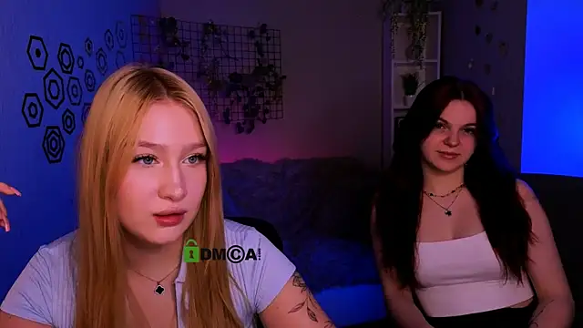 playful sophie online show from April 25, 2026, 7:22 pm