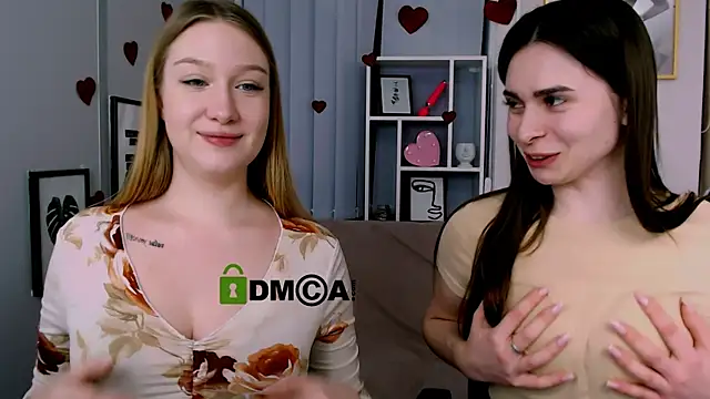 playful sophie online show from March 17, 2025, 4:43 pm