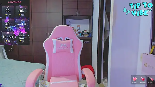 hugetits90xxx online show from April 9, 2026, 11:44 pm