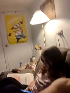 Snapshot of biggnipz chatting on October 12, 2025, 9:10 am biggnipz online show from October 12, 2025, 9:10 am