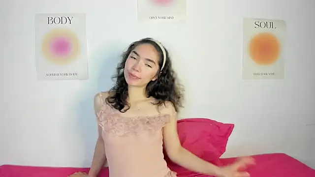 Ana is from Heaven online show from November 9, 2025, 9:52 pm