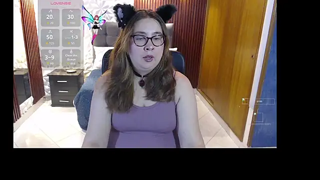 Snapshot of chloe_prg chatting on September 9, 2025, 5:06 am chloe prg online show from September 9, 2025, 5:06 am