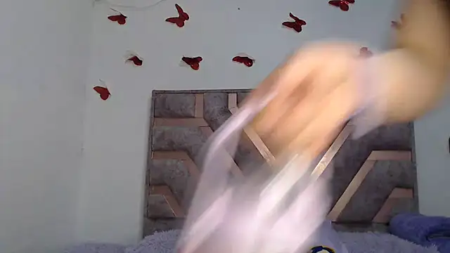 Anny Fox- online show from October 16, 2025, 3:37 am