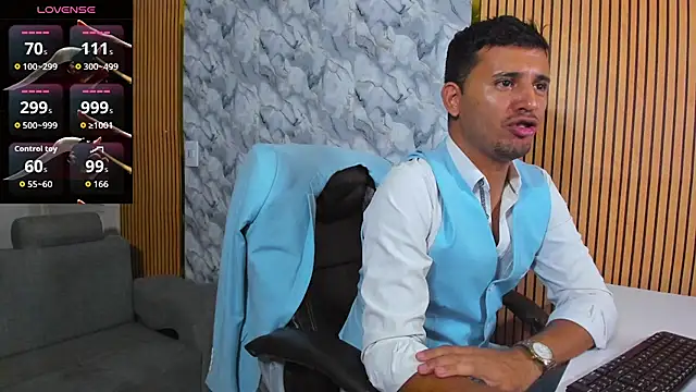 Hideintheoffice online show from January 19, 2026, 2:26 am