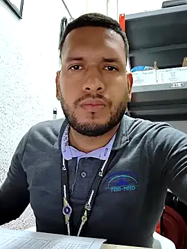 Snapshot of David_0394 chatting on April 7, 2026, 6:54 pm David 0394 online show from April 7, 2026, 6:54 pm