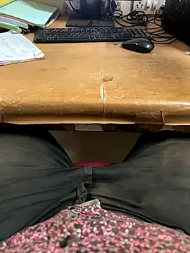 Snapshot of Hillz_king_98 chatting on September 19, 2025, 11:20 pm Hillz king 98 online show from September 19, 2025, 11:20 pm