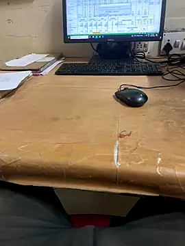 Snapshot of Hillz_king_98 chatting on September 25, 2025, 7:53 pm Hillz king 98 online show from September 25, 2025, 7:53 pm