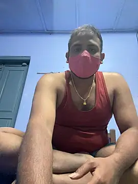 Snapshot of Hillz_king_98 chatting on February 27, 2025, 3:18 am Hillz king 98 online show from February 27, 2025, 3:18 am