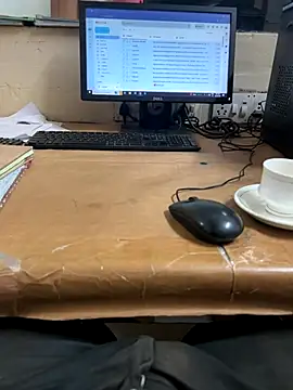 Snapshot of Hillz_king_98 chatting on September 21, 2025, 11:21 pm Hillz king 98 online show from September 21, 2025, 11:21 pm