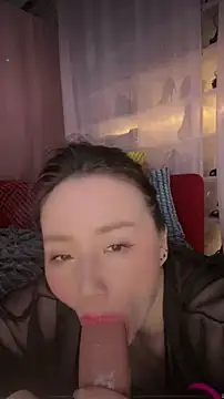 baobaomiqi linger online show from October 31, 2025, 4:36 pm