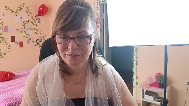 Snapshot of Miss_Moren chatting on March 16, 2026, 6:17 am Miss Moren online show from March 16, 2026, 6:17 am