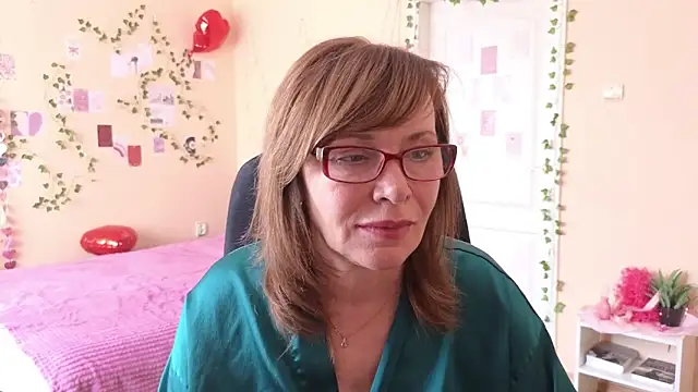 Snapshot of Miss_Moren chatting on March 27, 2026, 7:50 am Miss Moren online show from March 27, 2026, 7:50 am