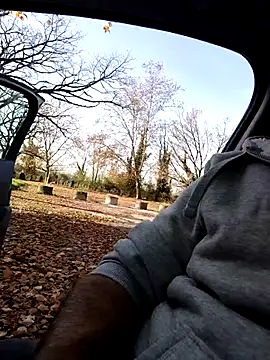 sansan2411 online show from November 12, 2025, 12:53 pm