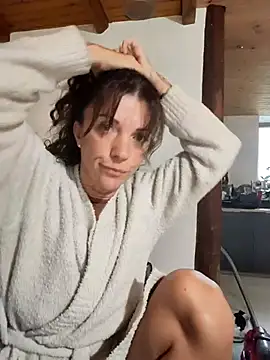 sansan2411 online show from October 2, 2025, 6:28 am