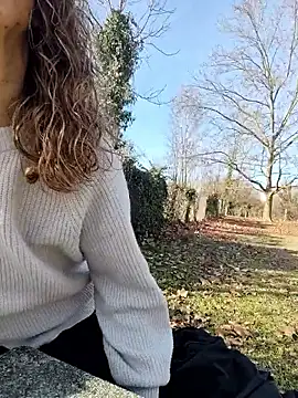 Snapshot of sansan2411 chatting on January 15, 2026, 1:14 pm sansan2411 online show from January 15, 2026, 1:14 pm