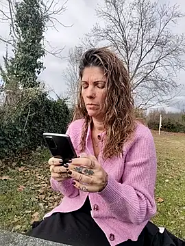 Snapshot of sansan2411 chatting on February 21, 2026, 1:02 pm sansan2411 online show from February 21, 2026, 1:02 pm