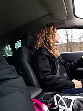 Snapshot of sansan2411 chatting on February 3, 2026, 9:14 am sansan2411 online show from February 3, 2026, 9:14 am