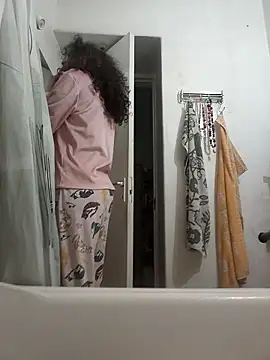 Snapshot of naughty69curls chatting on March 7, 2026, 8:36 pm naughty69curls online show from March 7, 2026, 8:36 pm