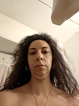 Snapshot of naughty69curls chatting on March 12, 2026, 9:02 am naughty69curls online show from March 12, 2026, 9:02 am
