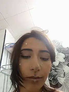 Snapshot of Camilaa1__ chatting on December 24, 2024, 3:37 pm Camilaa1 online show from December 24, 2024, 3:37 pm