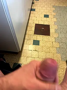 mikiss789 online show from March 21, 2026, 3:05 pm