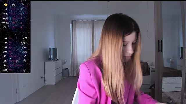 Snapshot of Agnes_Allenn chatting on December 28, 2024, 8:05 am Agnes Allenn online show from December 28, 2024, 8:05 am
