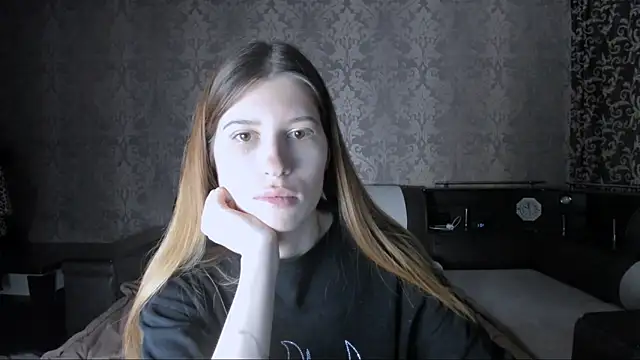 Agnes Allenn online show from October 13, 2025, 11:01 am