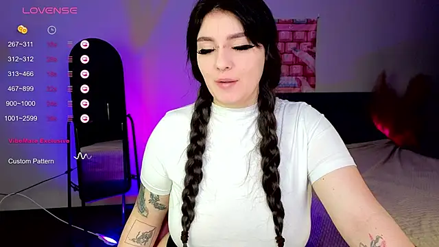 YumiYammy online show from February 9, 2025, 10:21 pm