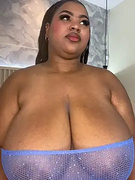AinaraJimenez online show from May 12, 2026, 7:09 pm