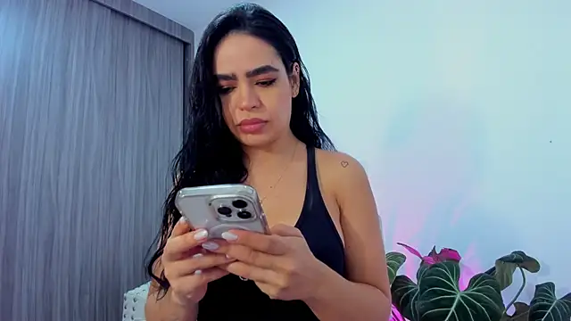 Sara Leblanc online show from October 24, 2025, 3:00 pm