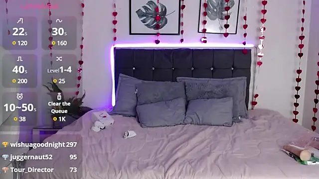 mia collens online show from March 4, 2025, 9:07 am