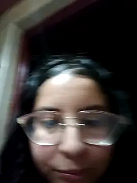 valentina568 online show from September 15, 2025, 3:40 am