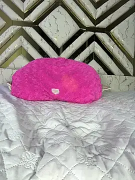 Snapshot of evaFiore chatting on May 28, 2026, 8:04 pm evaFiore online show from May 28, 2026, 8:04 pm