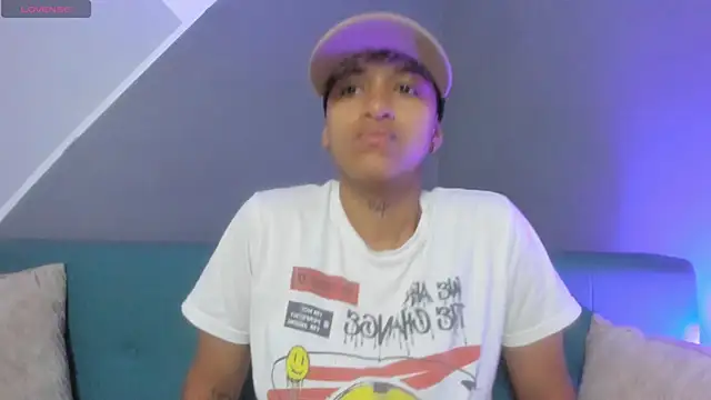 Snapshot of Dominick_jones chatting on March 2, 2025, 1:31 pm Dominick jones online show from March 2, 2025, 1:31 pm