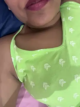 priyadevi17 online show from February 21, 2025, 7:54 pm