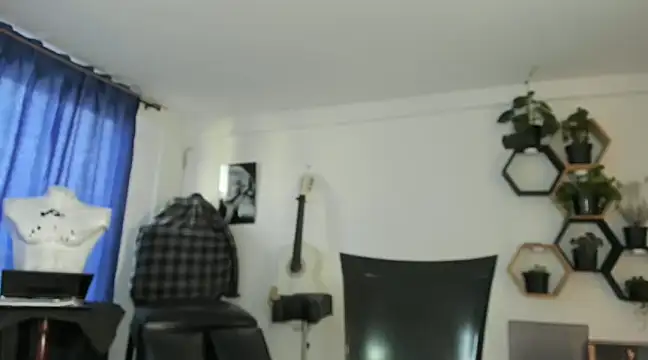 Snapshot of Antonello_Vannucci chatting on March 10, 2025, 10:34 pm Antonello Vannucci online show from March 10, 2025, 10:34 pm