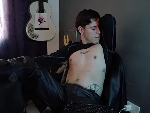 Snapshot of Antonello_Vannucci chatting on March 29, 2026, 7:26 pm Antonello Vannucci online show from March 29, 2026, 7:26 pm