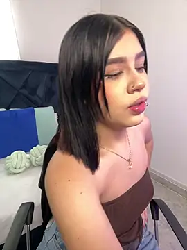 Snapshot of Lily_Woodz chatting on February 3, 2026, 7:08 pm Lily Woodz online show from February 3, 2026, 7:08 pm