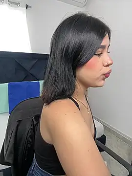 Snapshot of Lily_Woodz chatting on February 1, 2026, 2:59 pm Lily Woodz online show from February 1, 2026, 2:59 pm