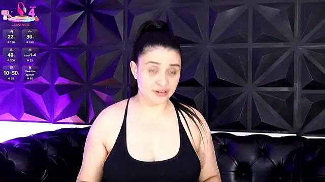 AnikaRomanoff online show from October 8, 2025, 4:03 am