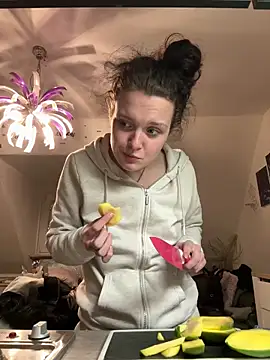 Snapshot of milabandolero chatting on January 21, 2025, 6:12 pm milabandolero online show from January 21, 2025, 6:12 pm