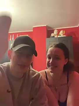 Snapshot of milabandolero chatting on December 22, 2024, 10:47 pm milabandolero online show from December 22, 2024, 10:47 pm