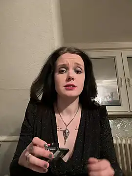 Snapshot of milabandolero chatting on December 31, 2024, 5:18 pm milabandolero online show from December 31, 2024, 5:18 pm