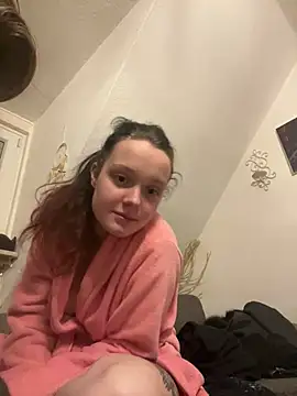 Snapshot of milabandolero chatting on December 18, 2024, 3:47 am milabandolero online show from December 18, 2024, 3:47 am