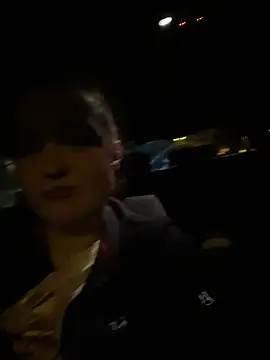 Snapshot of milabandolero chatting on February 7, 2025, 9:15 pm milabandolero online show from February 7, 2025, 9:15 pm