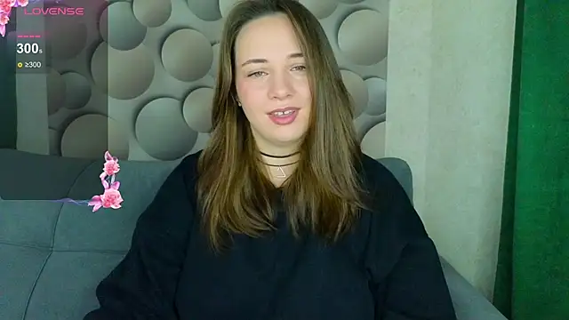 Cute smile sharon online show from November 15, 2025, 4:38 am