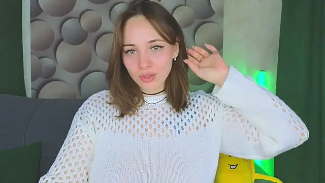 Cute smile sharon online show from March 17, 2025, 3:03 am