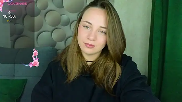 Cute smile sharon online show from October 2, 2025, 5:11 am