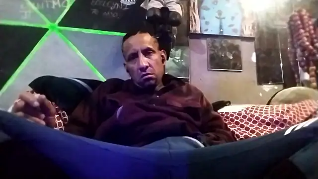 dulcedeseo13 online show from March 1, 2026, 4:18 pm