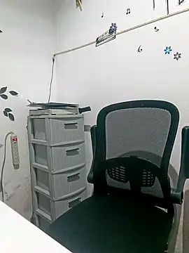 bisexual0007 online show from March 11, 2025, 1:05 am